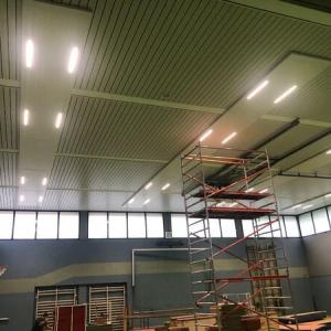 Turnhalle mit LED-Beleuchtung
