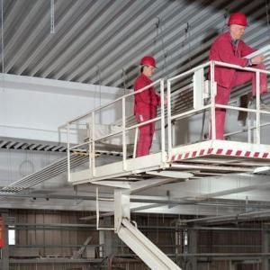 Montage der Deckenheizung